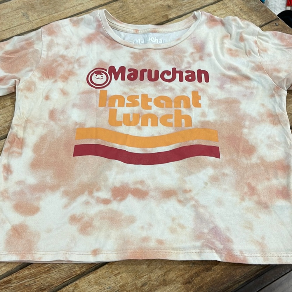 Maruchan girls t shirt size Xl